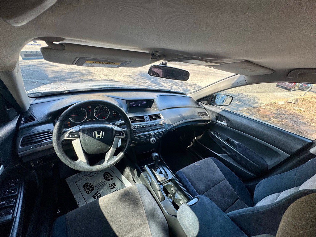 2009 Honda Accord Image 14