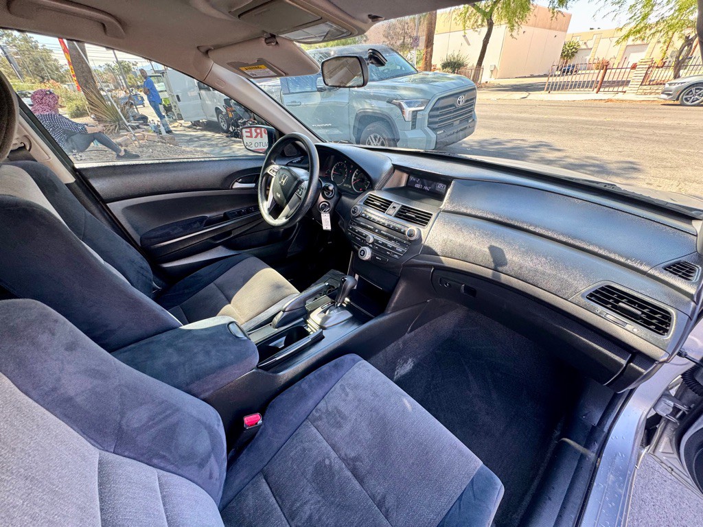 2009 Honda Accord Image 19