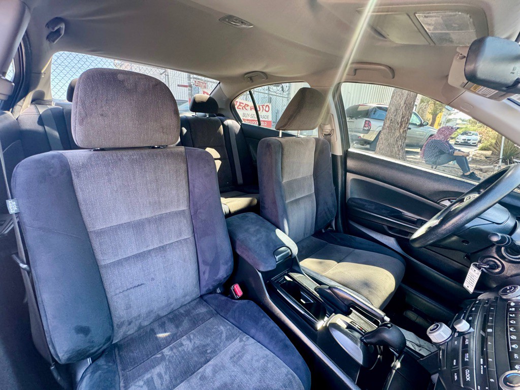 2009 Honda Accord Image 21