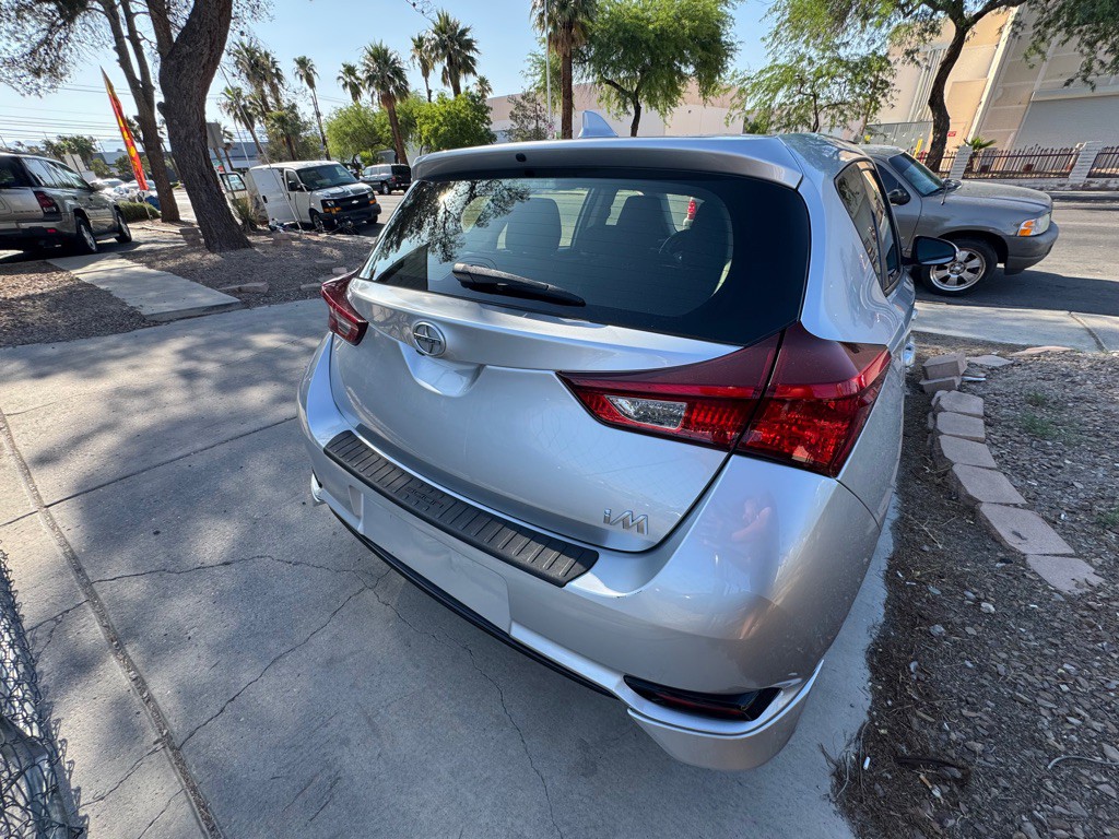 2016 Toyota Corolla Image 3