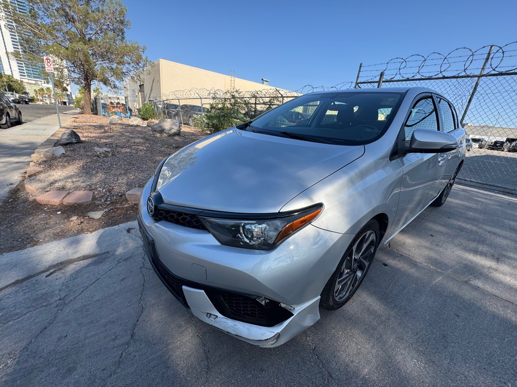 2016 Toyota Corolla Image 12