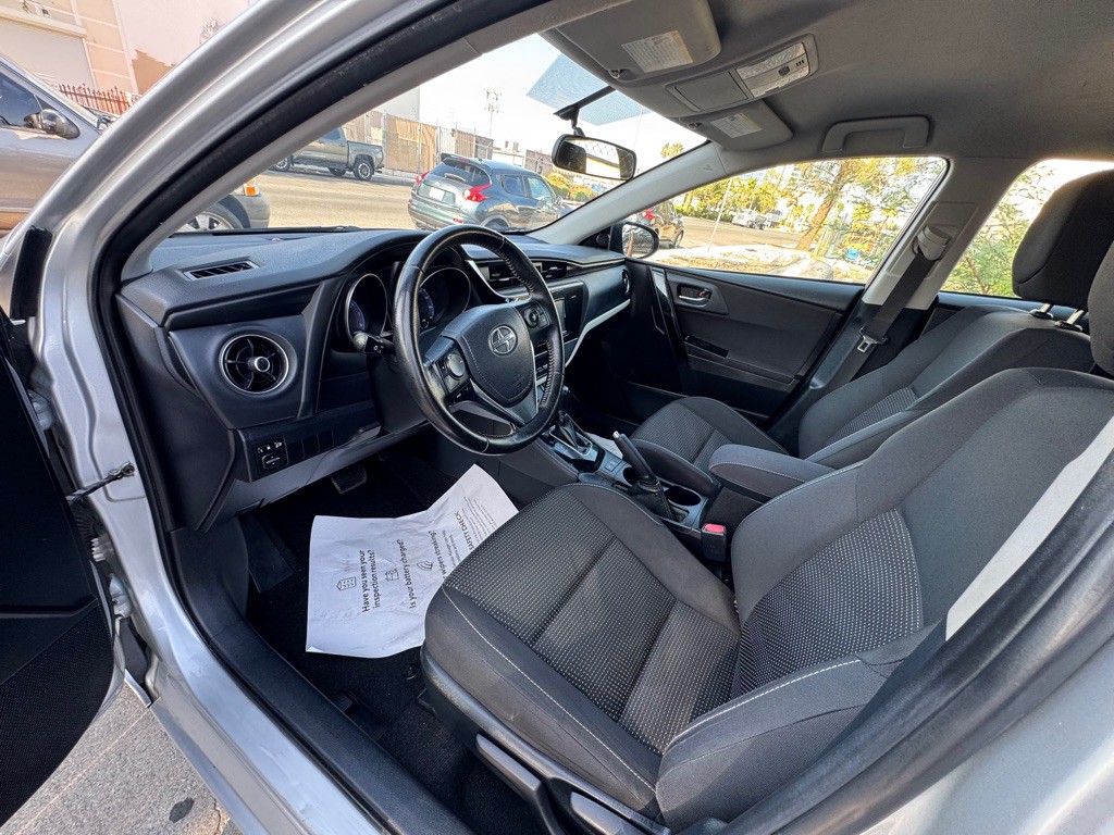 2016 Toyota Corolla Image 14