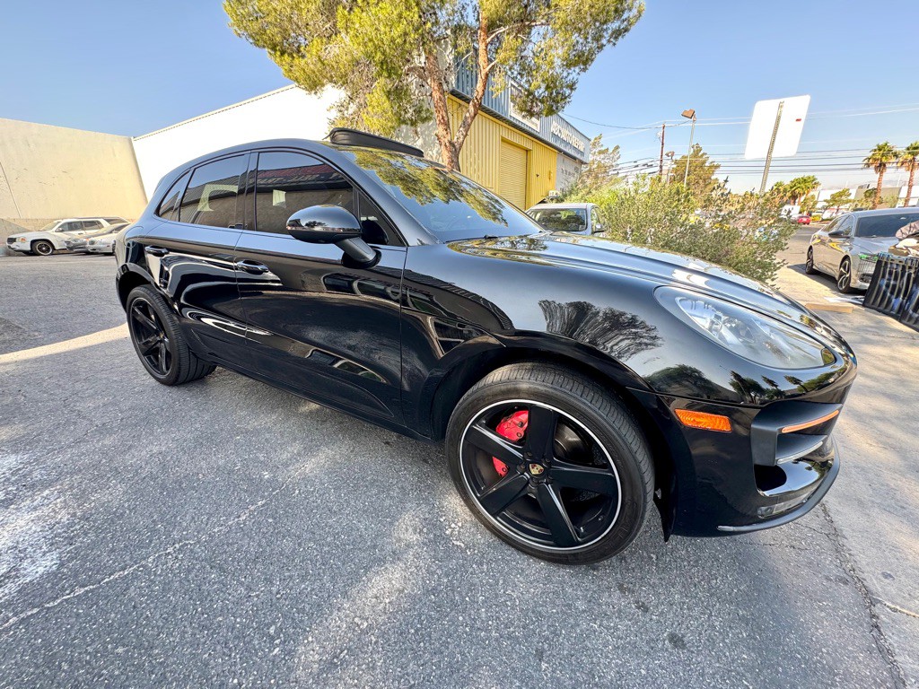 2016 Porsche Macan Image 11