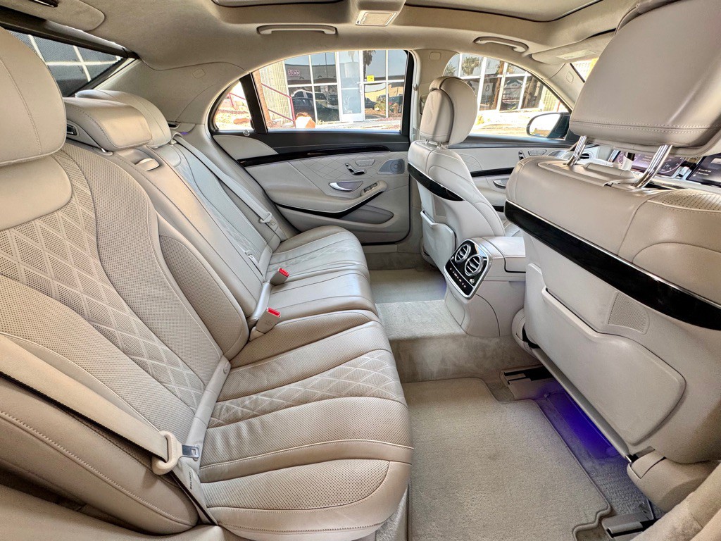 2015 Mercedes-Benz S-Class Image 23