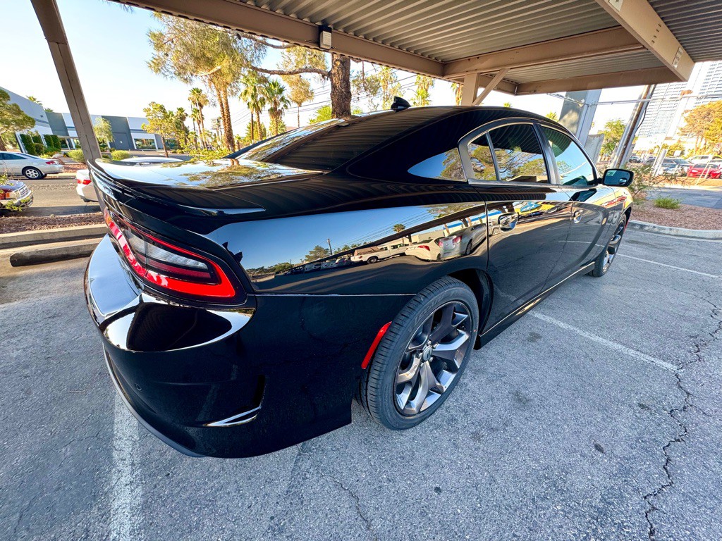 2018 Dodge Charger Image 4