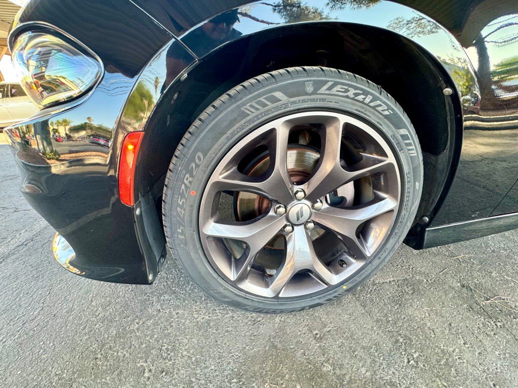 2018 Dodge Charger Image 10