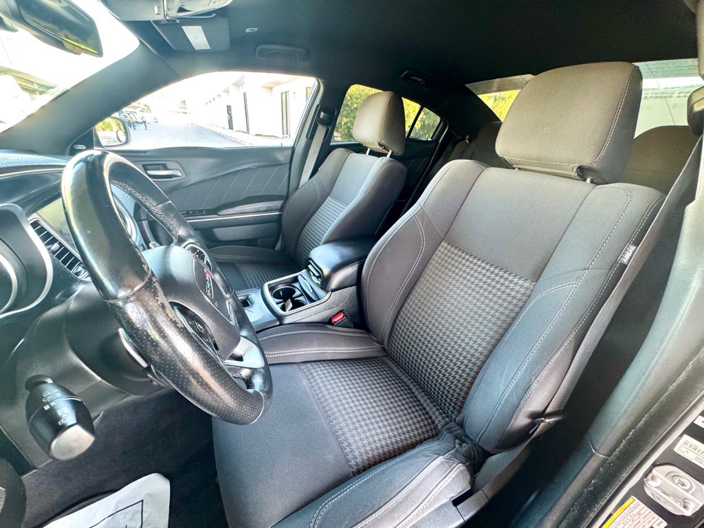 2018 Dodge Charger Image 14