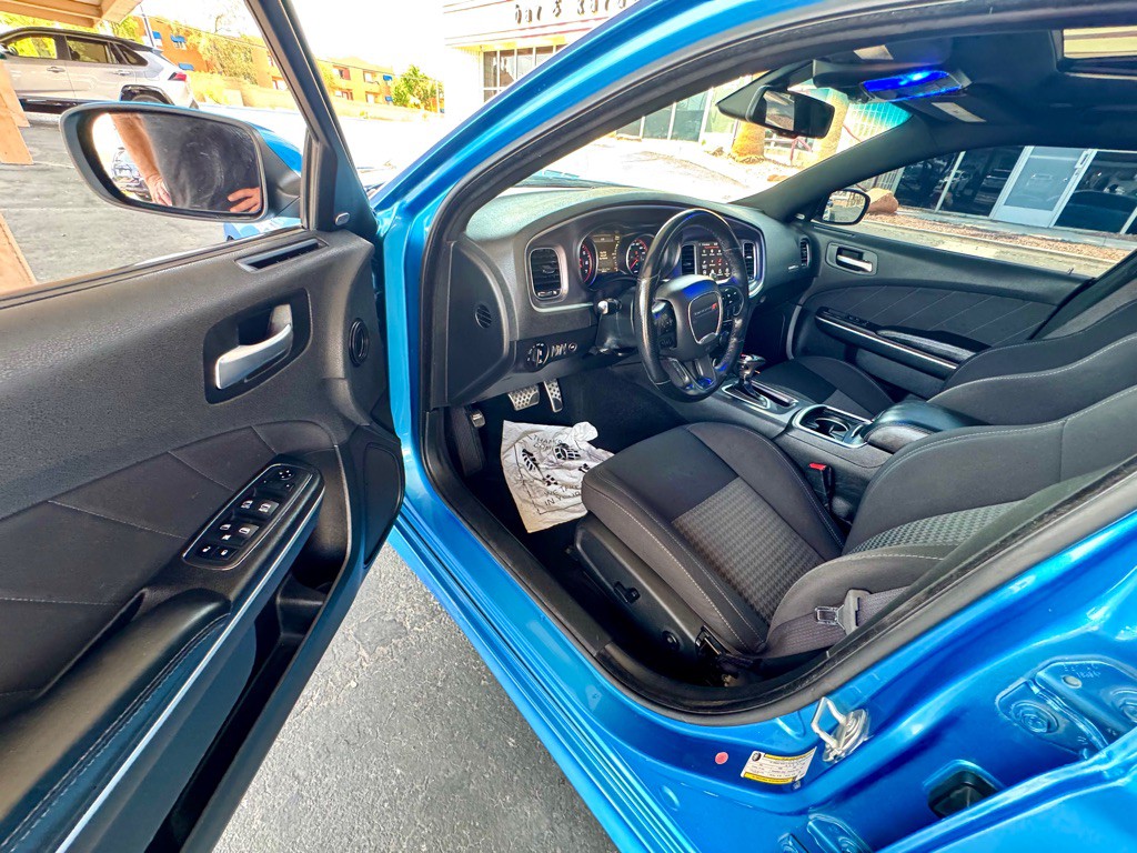 2019 Dodge Charger Image 17