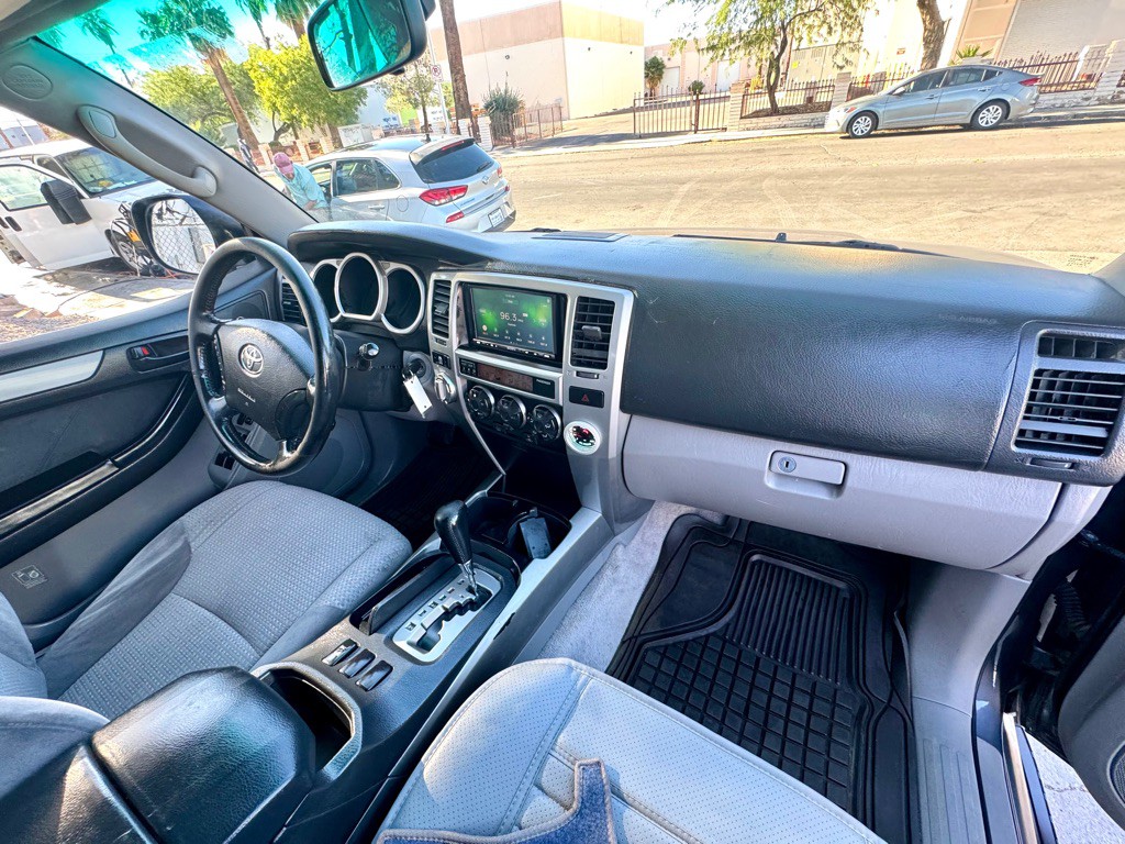 2003 Toyota 4Runner Image 22