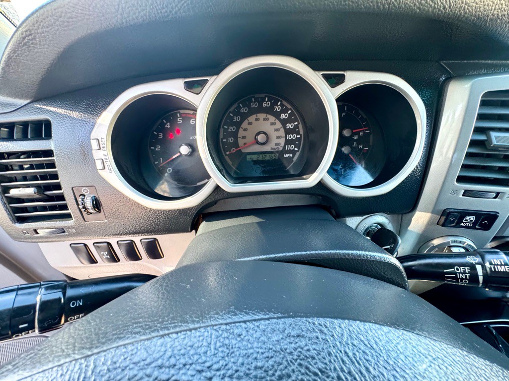 2003 Toyota 4Runner Image 23