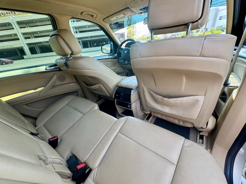 2012 BMW X5 Image 23
