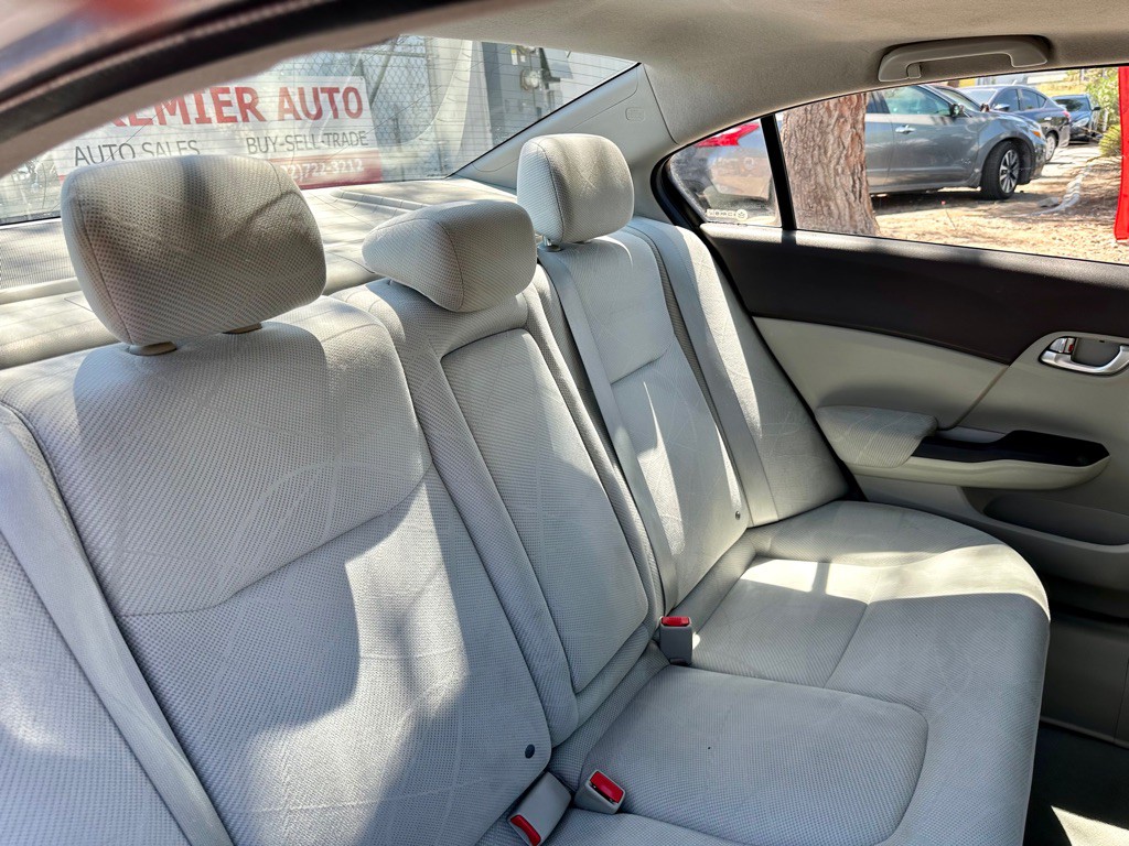 2012 Honda Civic Image 5