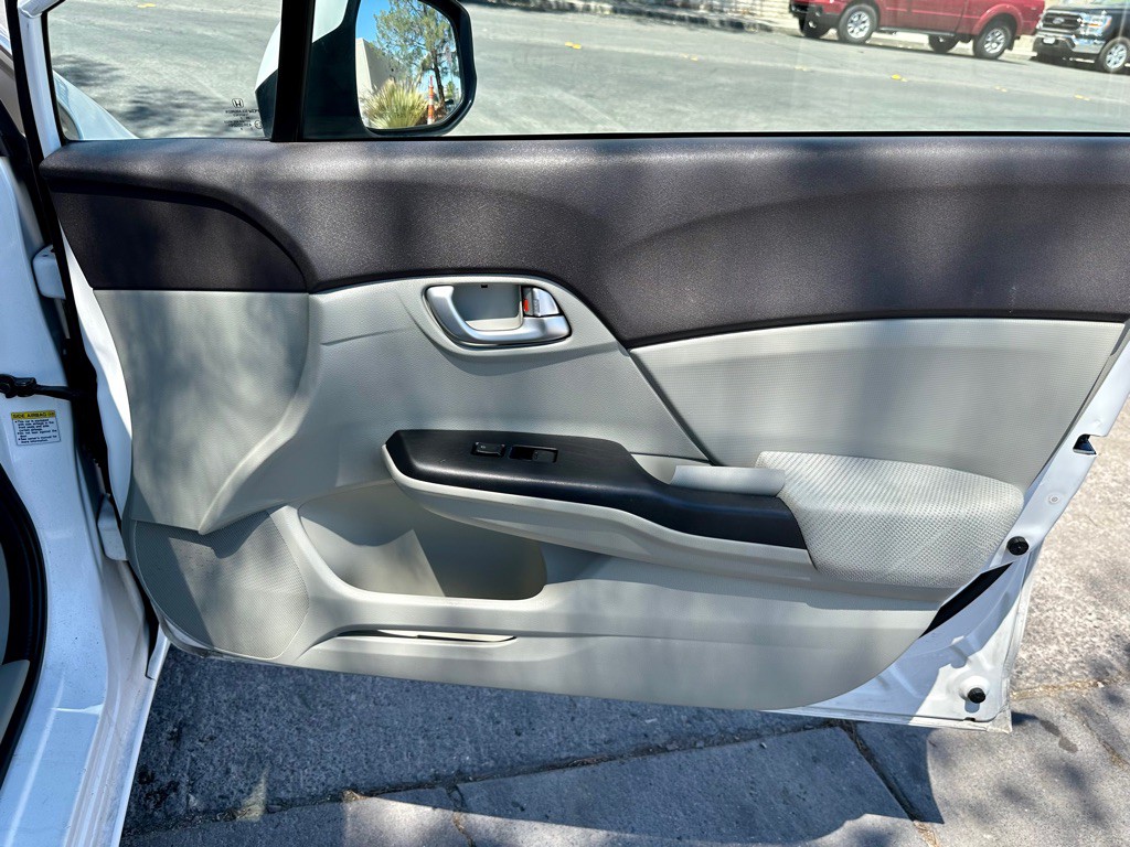 2012 Honda Civic Image 6
