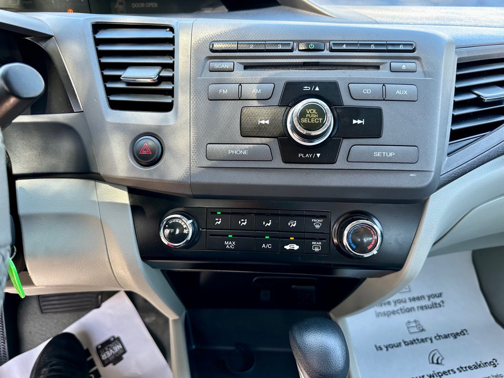 2012 Honda Civic Image 13