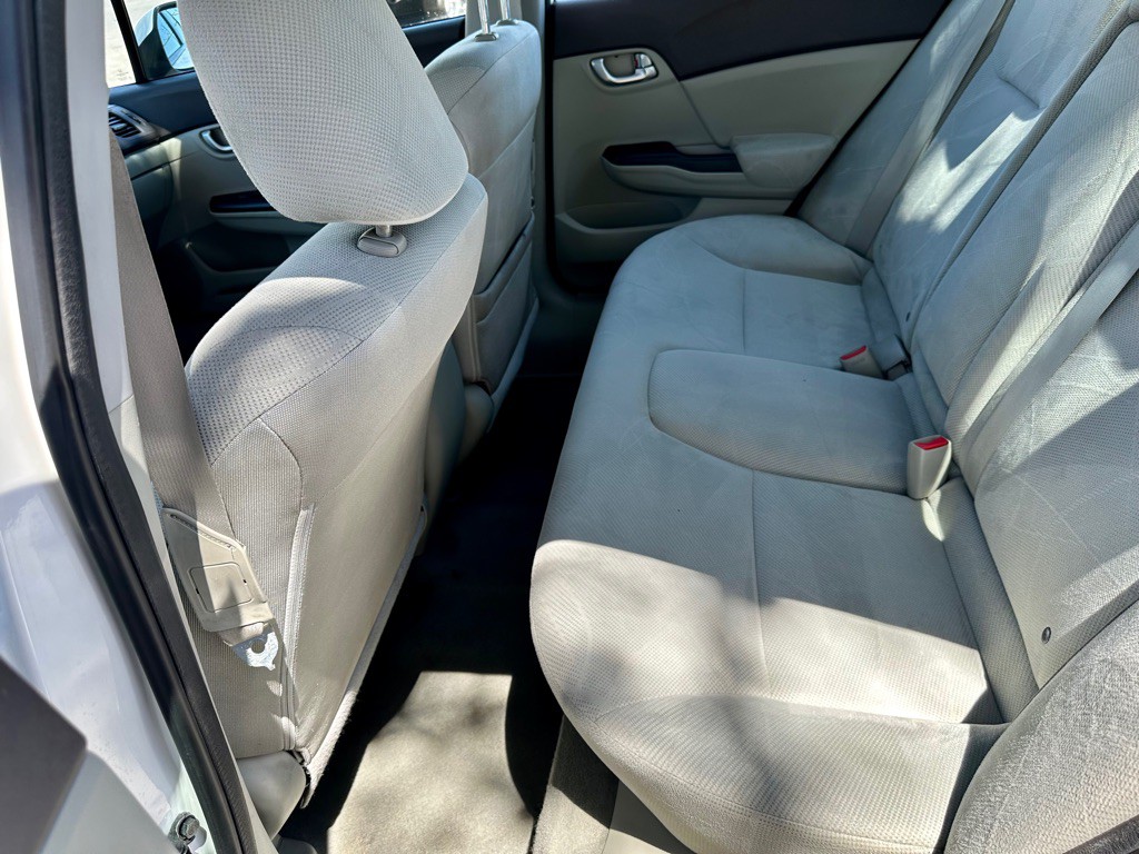 2012 Honda Civic Image 23