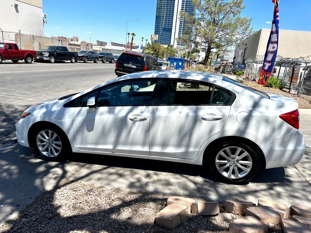 2012 Honda Civic Image 25