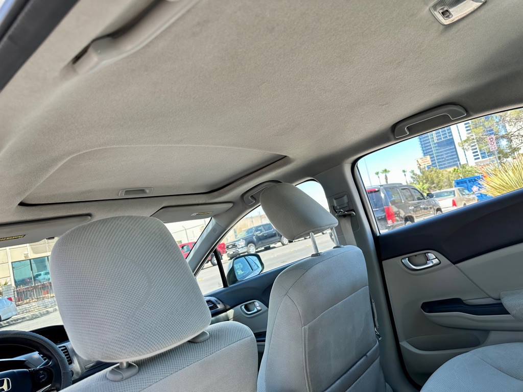 2012 Honda Civic Image 28