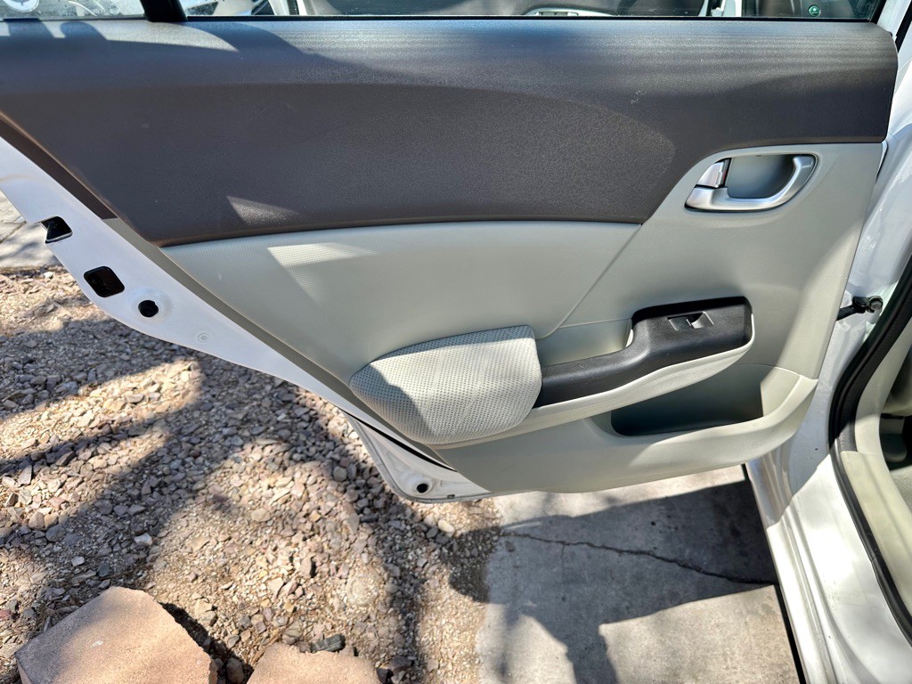 2012 Honda Civic Image 37