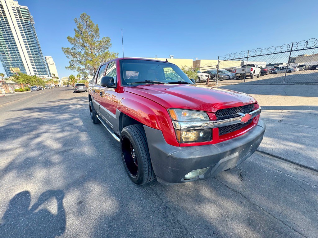 2006 Chevrolet Avalanche Image 3