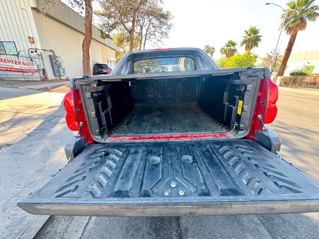 2006 Chevrolet Avalanche Image 7