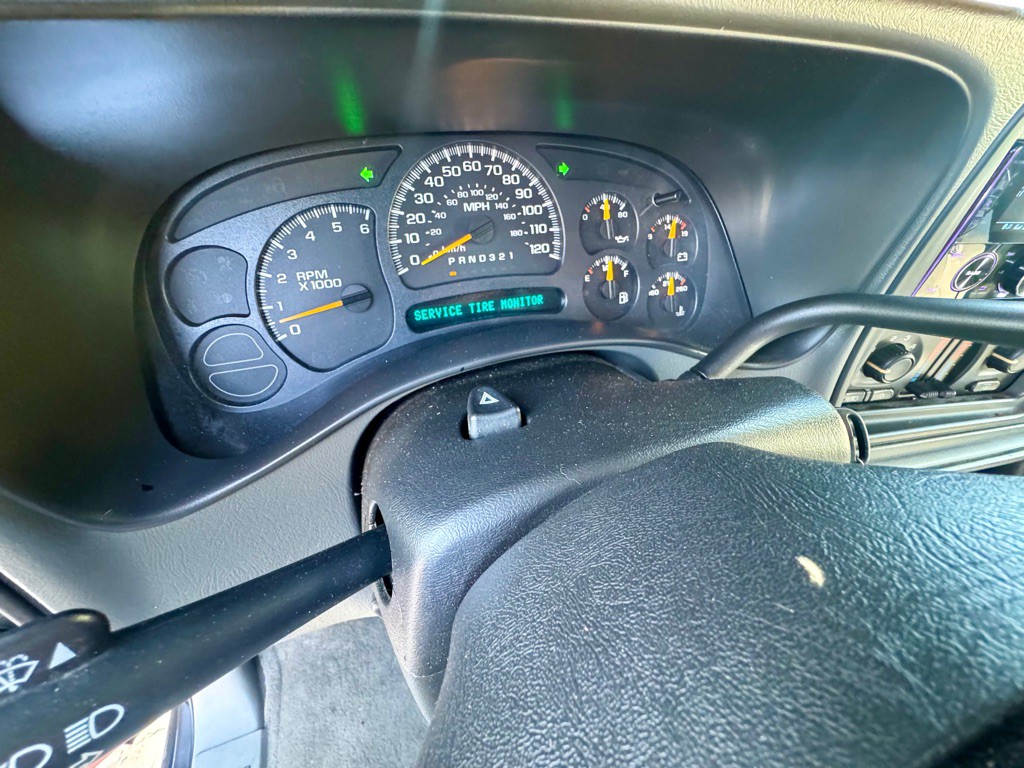 2006 Chevrolet Avalanche Image 17