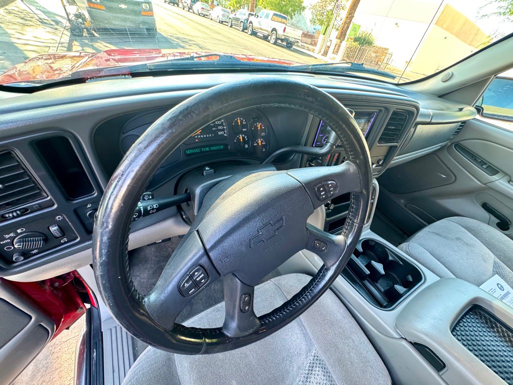 2006 Chevrolet Avalanche Image 18