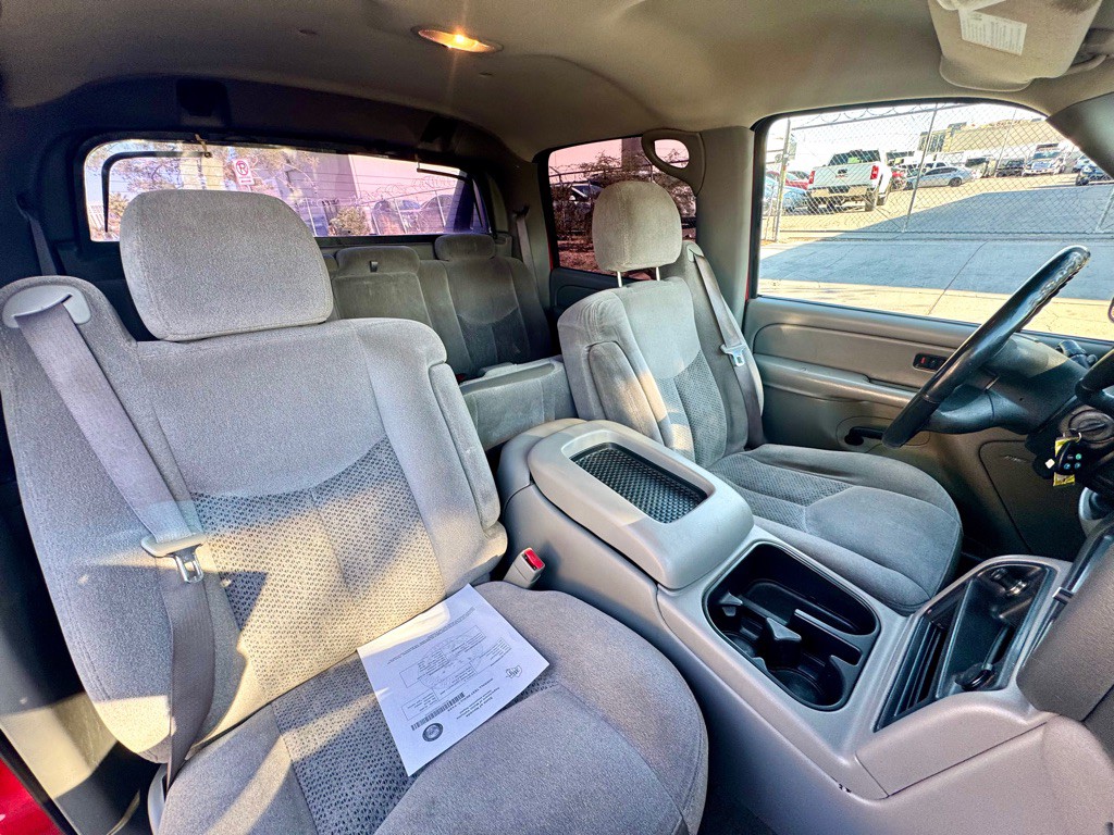 2006 Chevrolet Avalanche Image 24