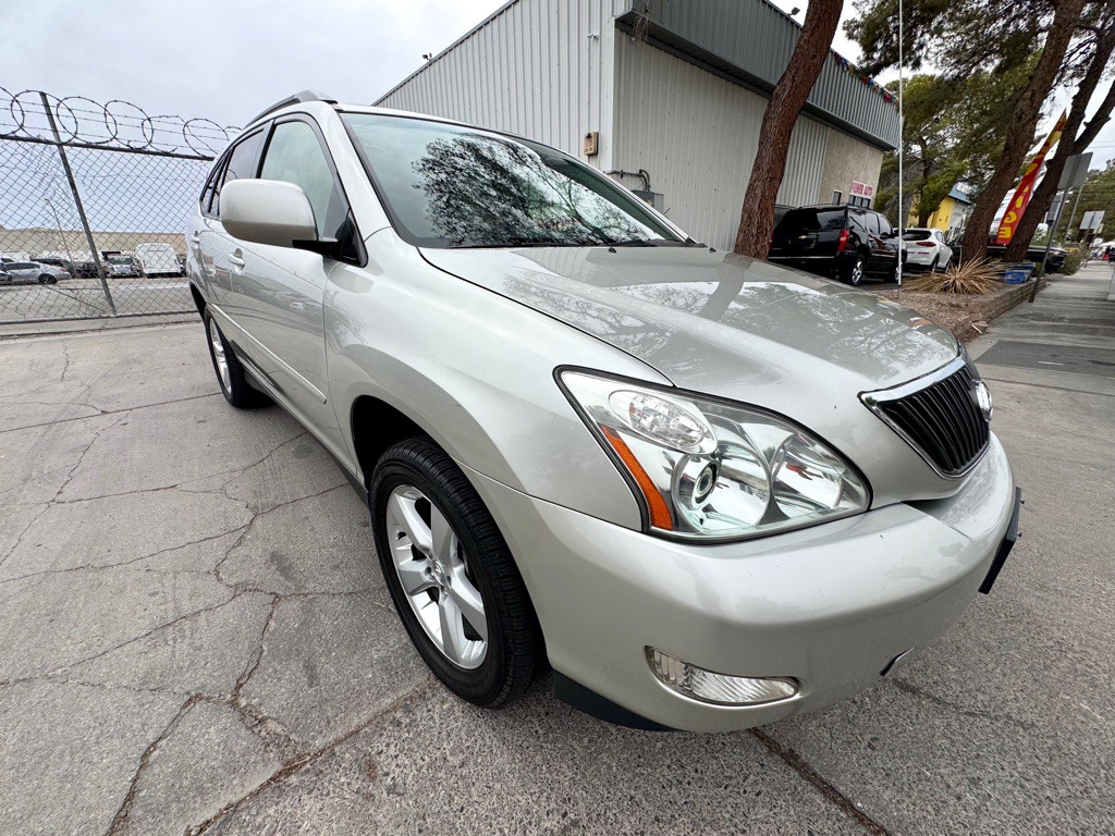 2004 Lexus RX 330 Image 3