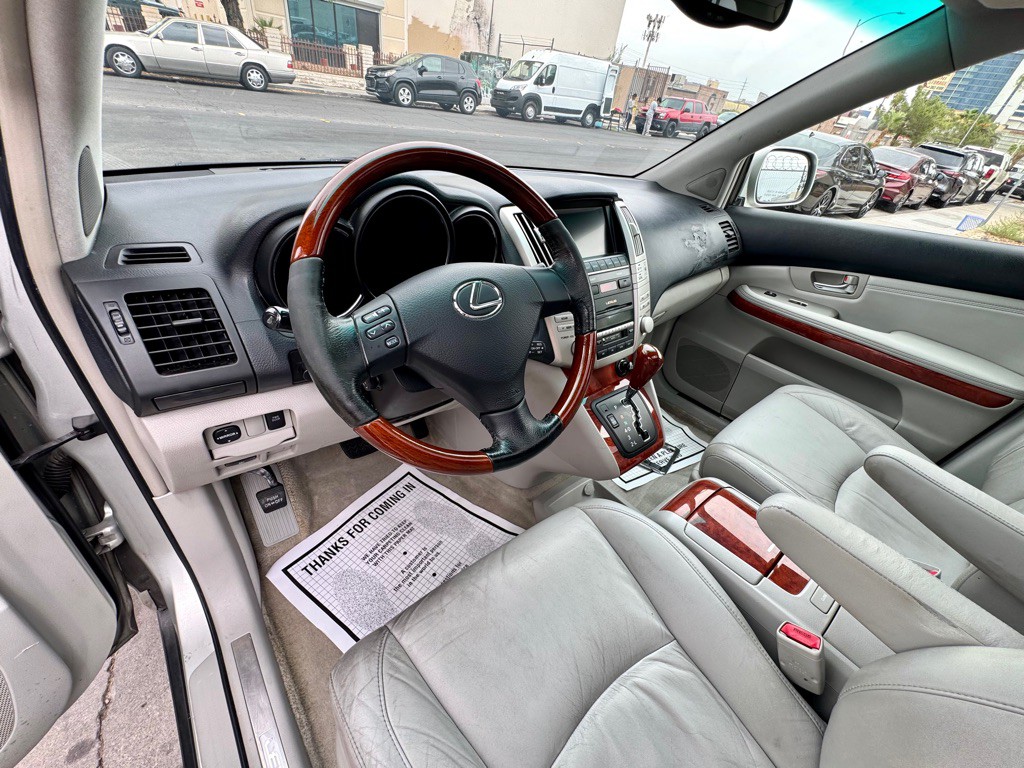 2004 Lexus RX 330 Image 16
