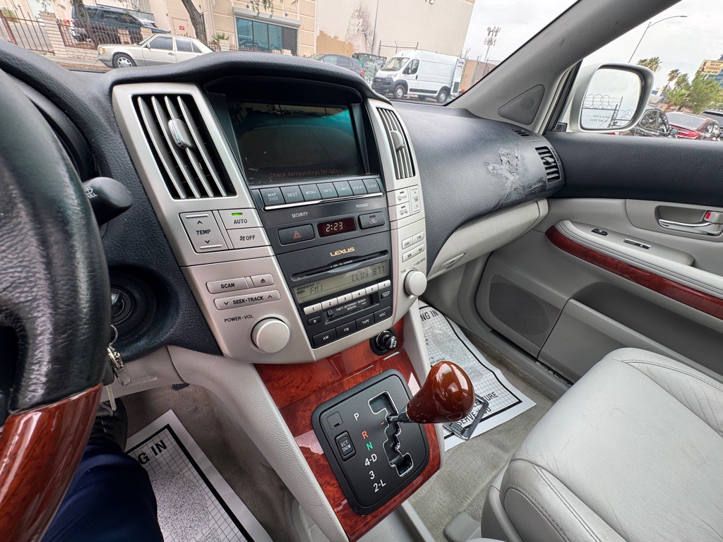 2004 Lexus RX 330 Image 29