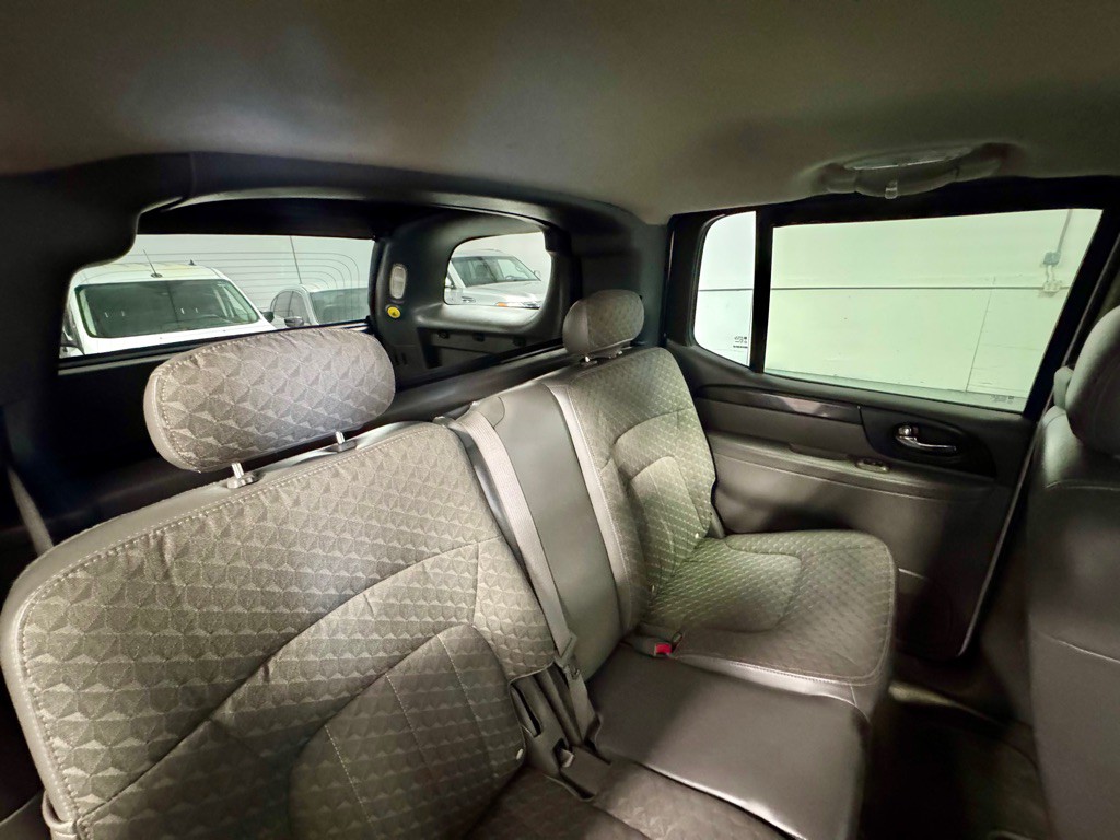 2004 GMC Envoy Image 16