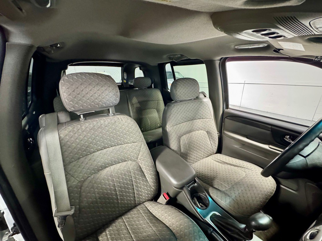 2004 GMC Envoy Image 21