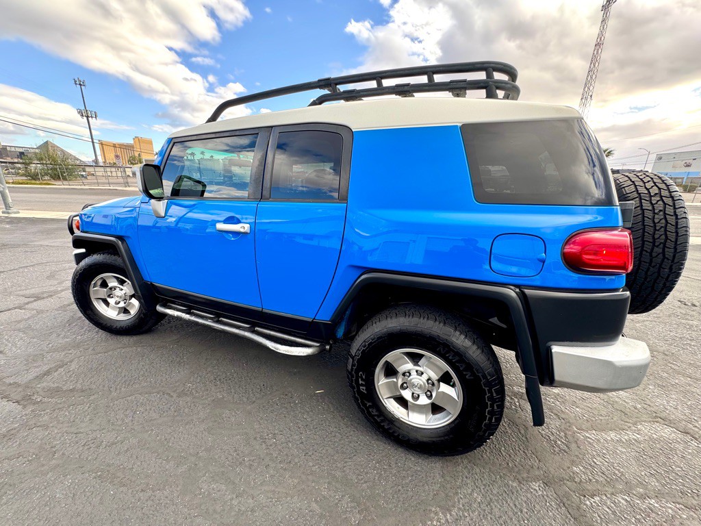 2008 Toyota FJ Cruiser Image 8