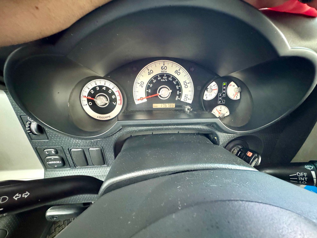 2008 Toyota FJ Cruiser Image 21