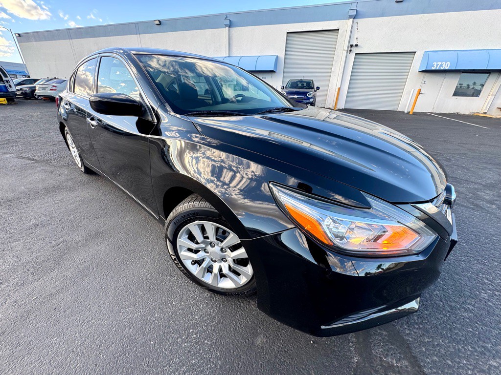 2018 Nissan Altima Image 3
