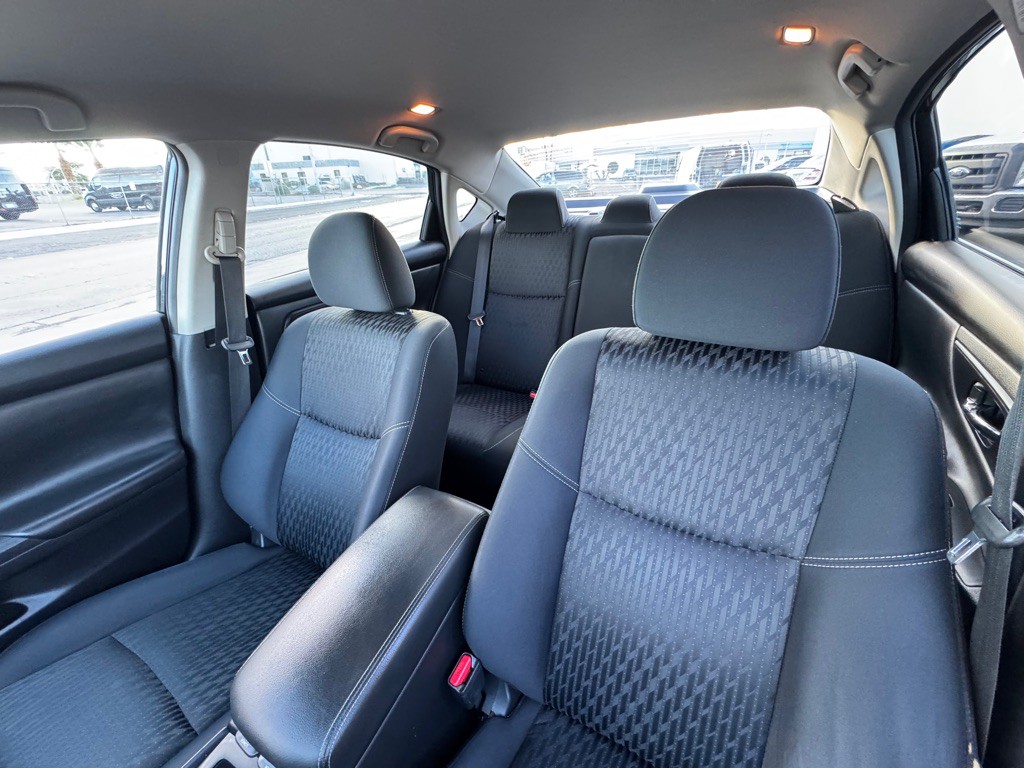 2018 Nissan Altima Image 23