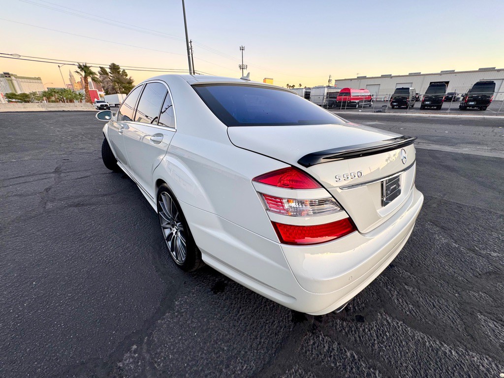 2009 Mercedes-Benz S-Class Image 4