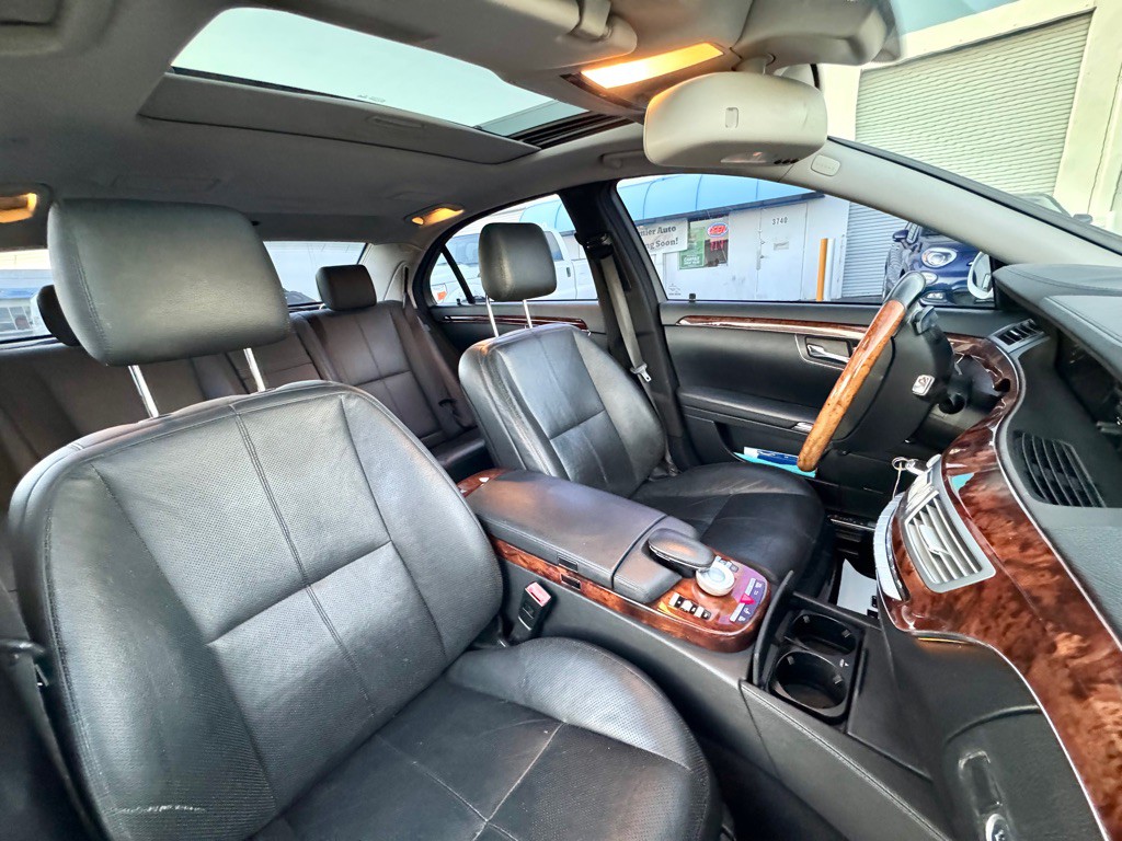 2009 Mercedes-Benz S-Class Image 20