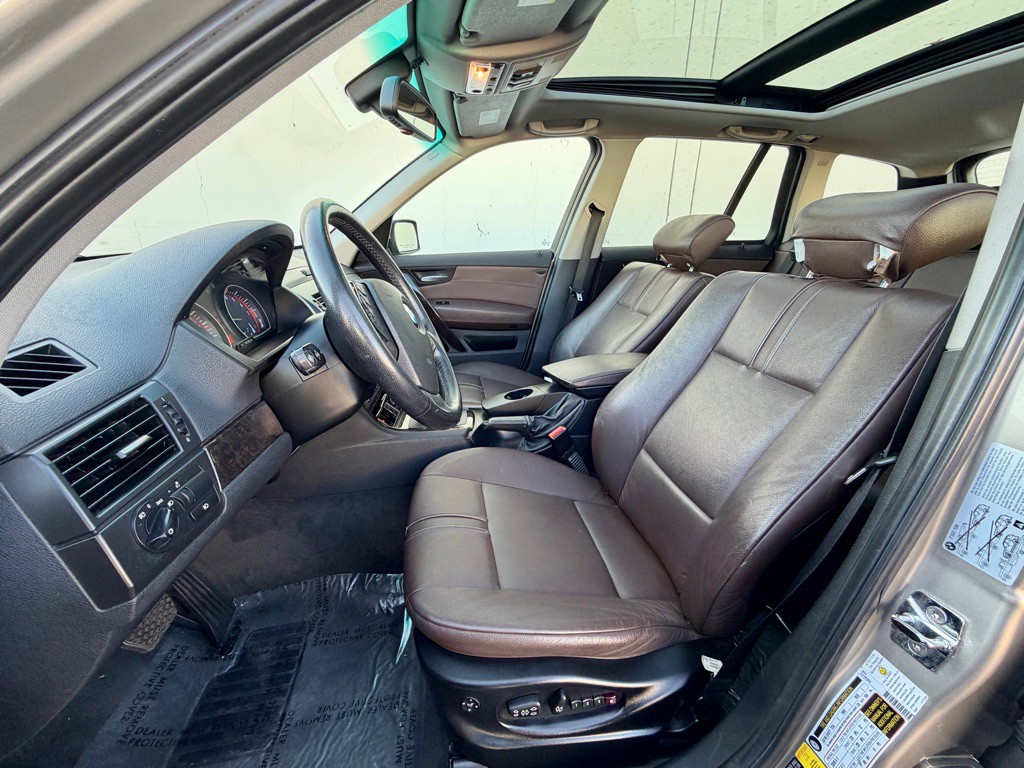 2007 BMW X3 Image 13