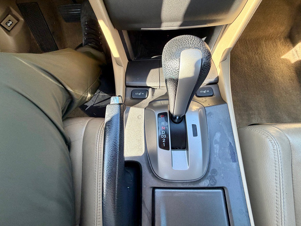 2011 Honda Accord Image 18