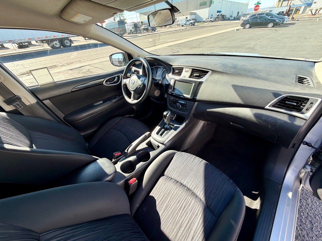 2019 Nissan Sentra Image 18