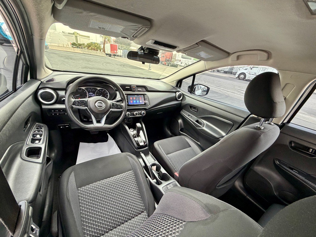 2020 Nissan Versa Image 12