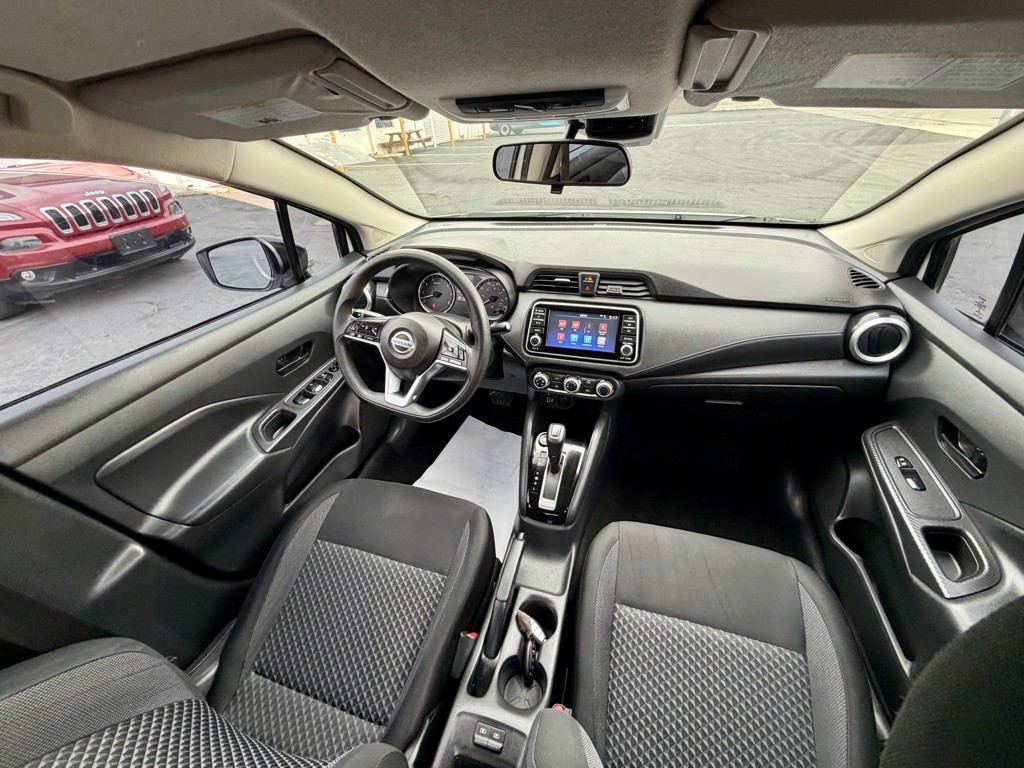 2020 Nissan Versa Image 44