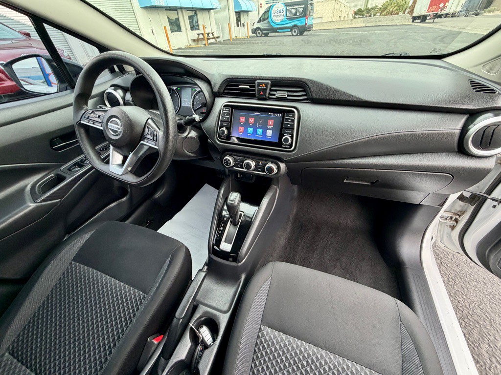 2020 Nissan Versa Image 52