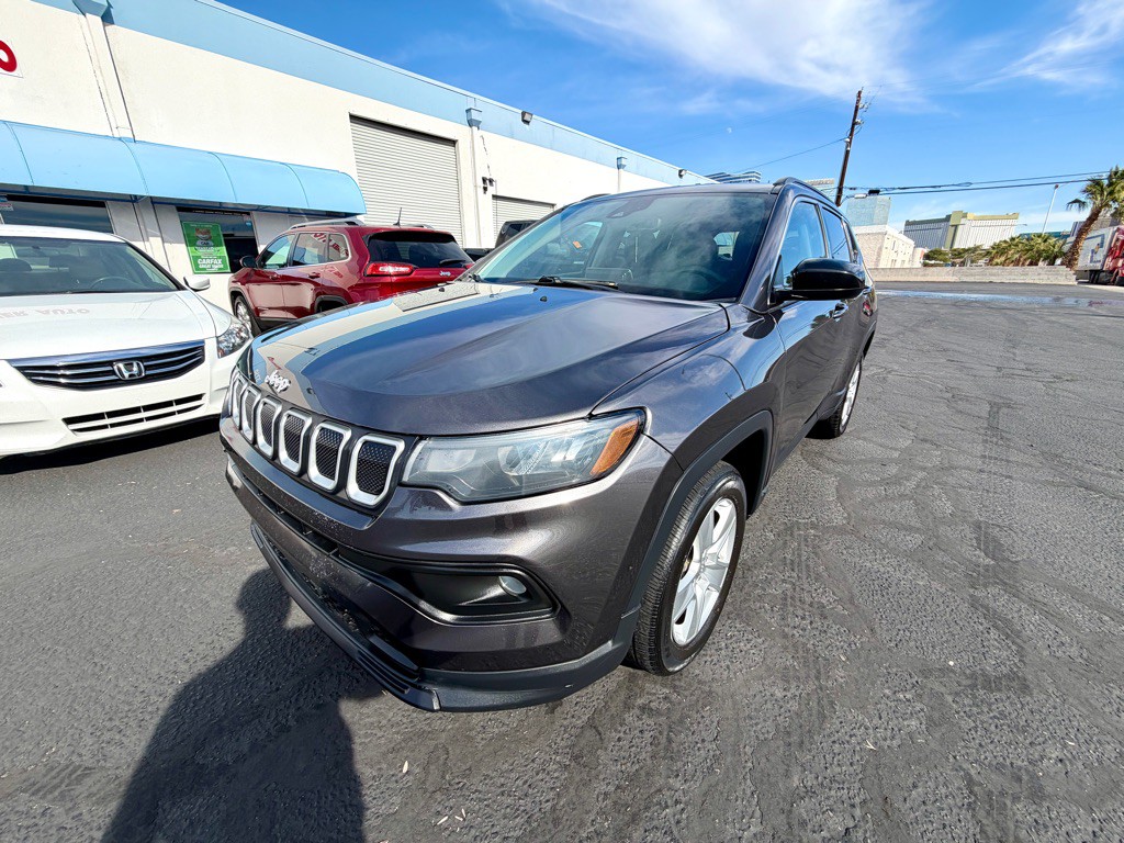 2022 Jeep Compass Image 3