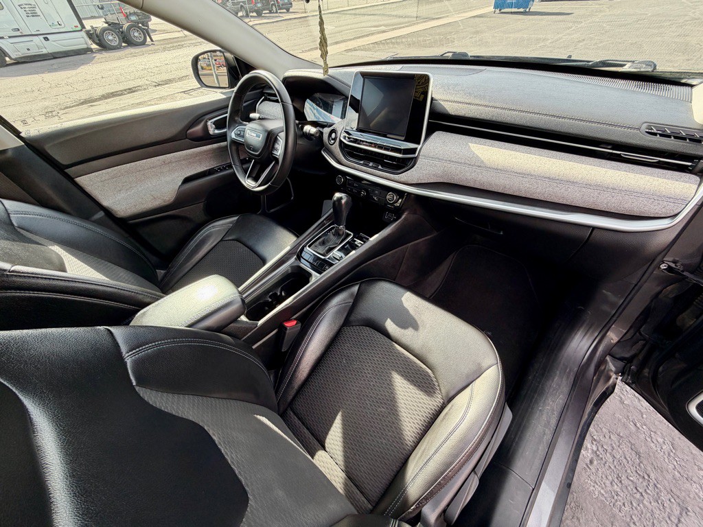 2022 Jeep Compass Image 22