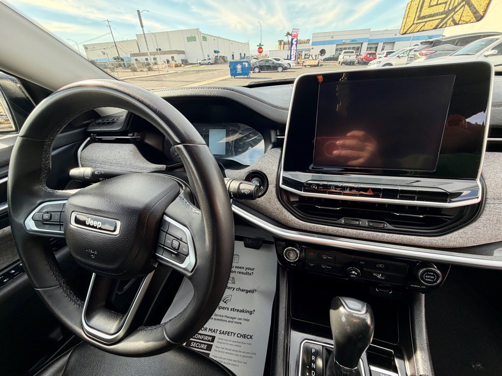 2022 Jeep Compass Image 29