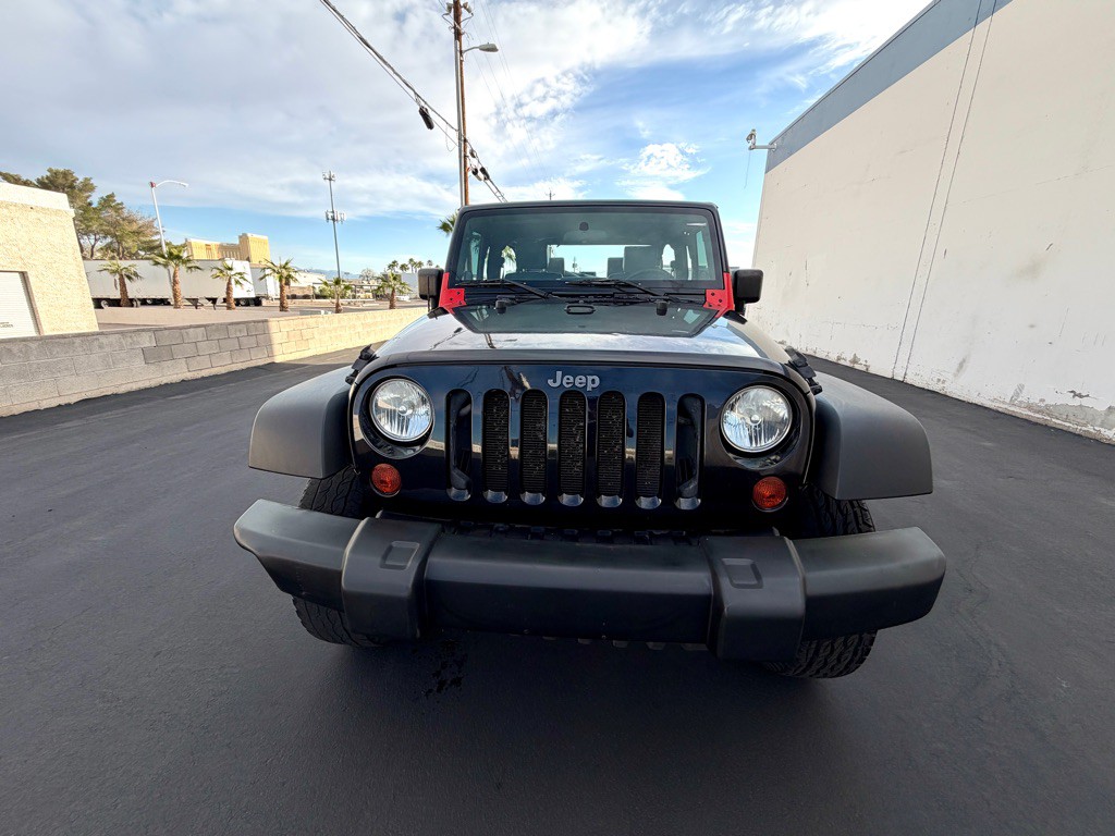2009 Jeep Wrangler Image 2