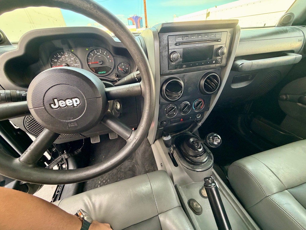 2009 Jeep Wrangler Image 14