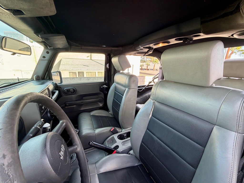 2009 Jeep Wrangler Image 17